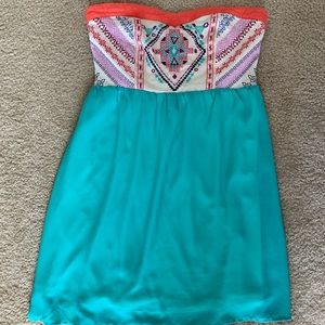 Aztec design strapless dress
